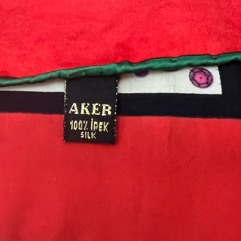%100 silk scarfπ«π« - Picture 4 of 4